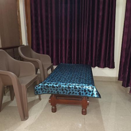 Anant Paying Guest House Ayodhya Exterior photo